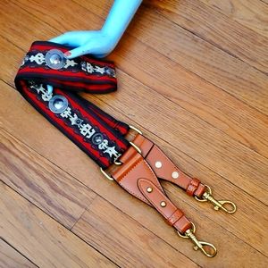 Guitar style purse strap